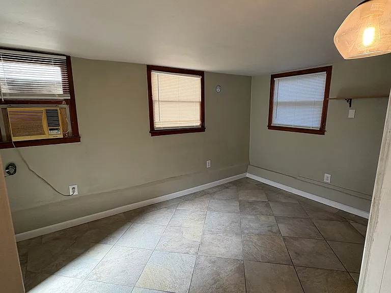 2516 N St #4 — Photo 19