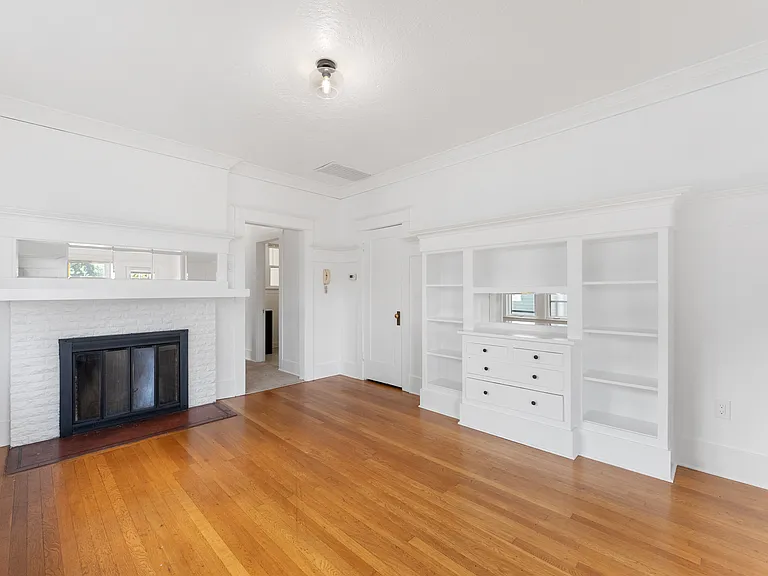 1915 NE 16th Ave #3 — Photo 7