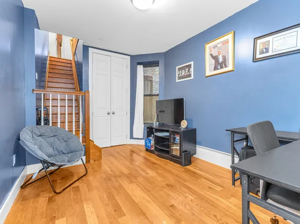 786 Madison Street image 5 of 10