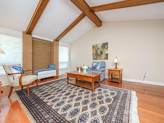 5th image of 36 Chiefswood Sq
