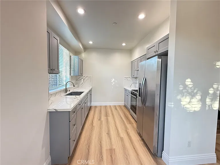 51 S San Gabriel Blvd — Photo 8