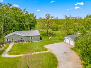 190 S Briggs Rd, Quincy, MI 49082