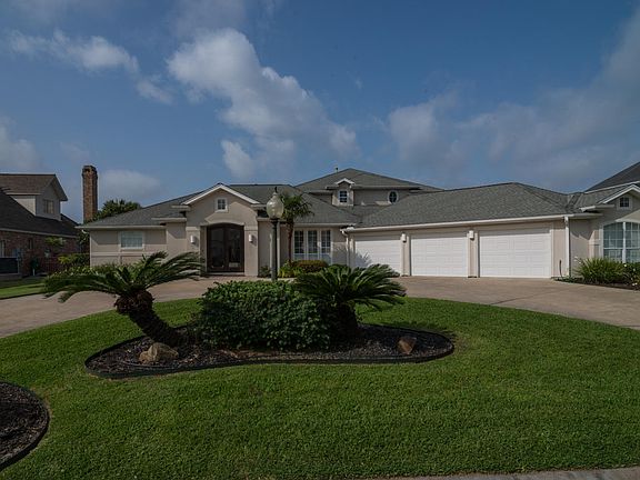 2nd image of 403 Pintail Ln