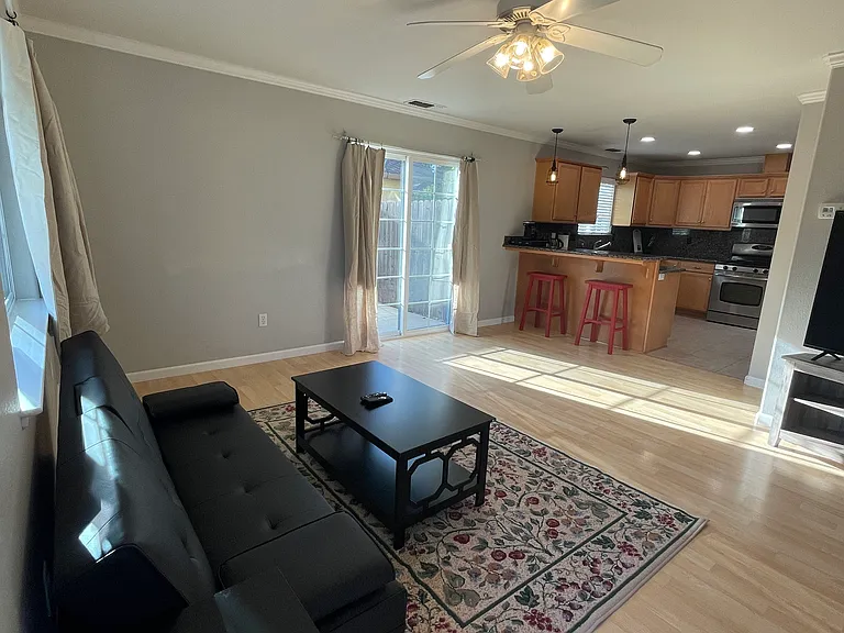 850B Shearer St — Photo 27