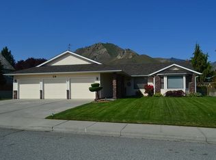 12 Summercreek Pl, Wenatchee, WA 98801