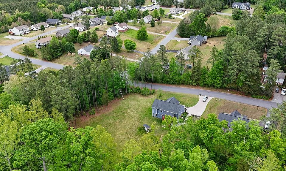 1st image of Thomas Cir