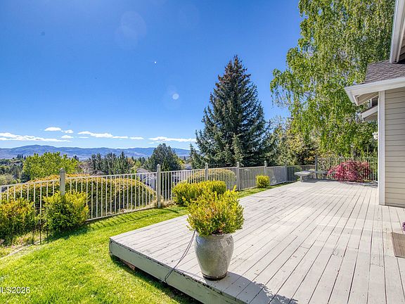 5th image of 6089 Carriage House Way