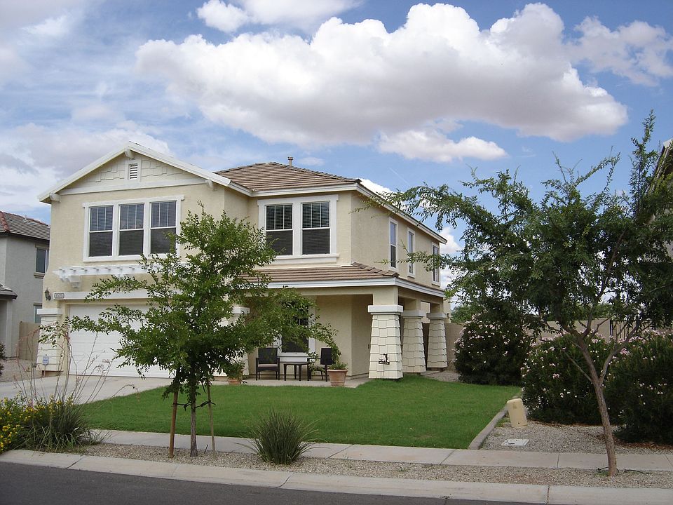 With great curb appeal, this is a house that you will be proud to call home.