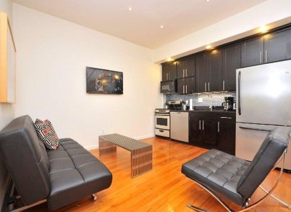 1st image of 1121 1st Ave #2C