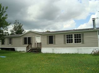5700 SE 39th St, Trenton, FL 32693