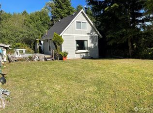 22 Ikt St, Hoquiam, WA 98550