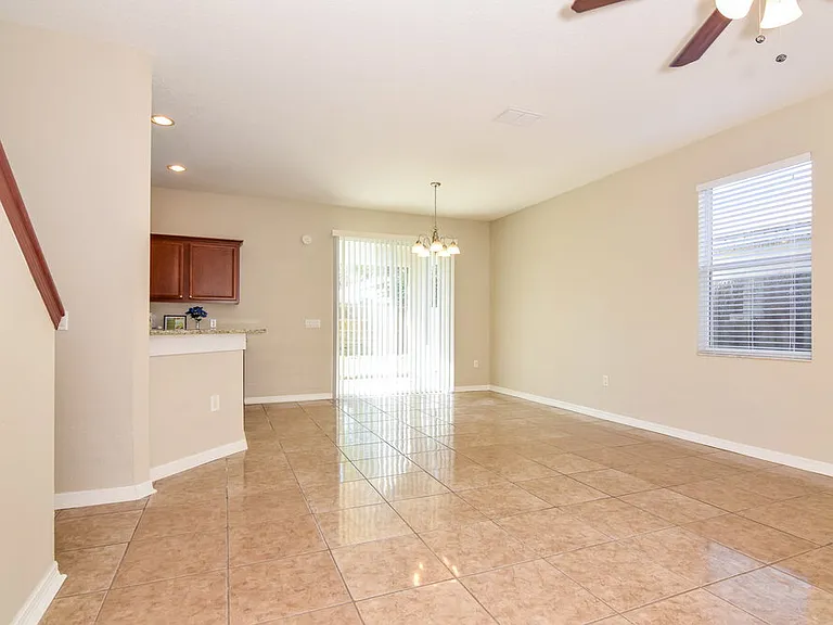 11813 Mango Groves Blvd — Photo 5