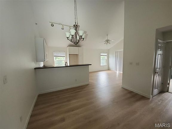 5th image of 1101 Arbor Creek Dr APT 3C