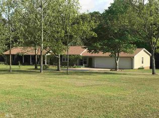 386 Sterling Dr, Hartwell, GA 30643