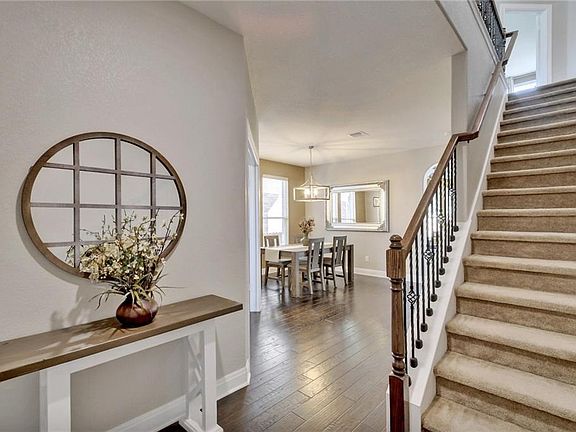 5th image of 1724 Bovina Dr