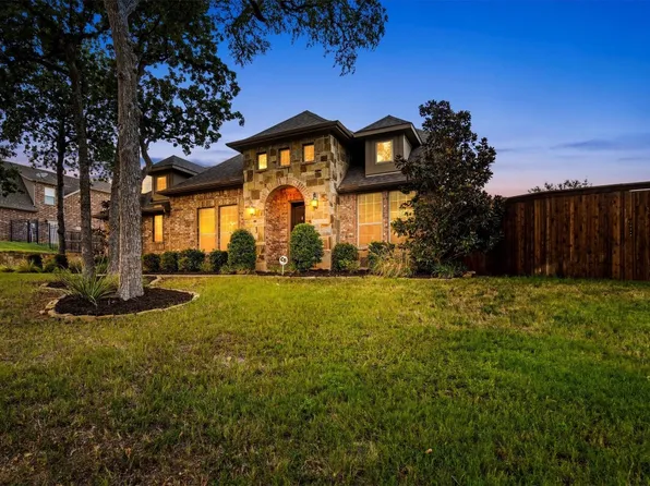 908 Crown Ct, Burleson, TX 76028