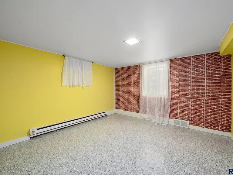 1104 S Cleveland Ave — Photo 29
