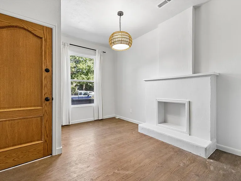 1437 S Lincoln St #1437 — Photo 3