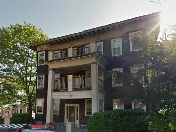 83 Mellen St, Portland, ME 04101