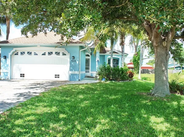 821 101st Ave N, Naples, FL 34108