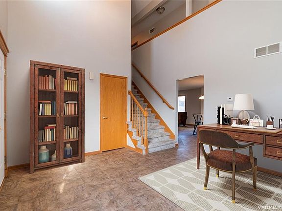 2nd image of 3113 SW Woodfield Ln