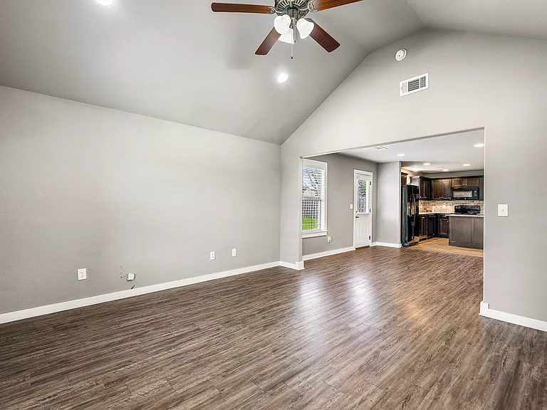 3712 SW Davinci Blvd — Photo 3