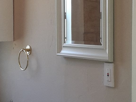 3rd image of 1420 NE 9th St