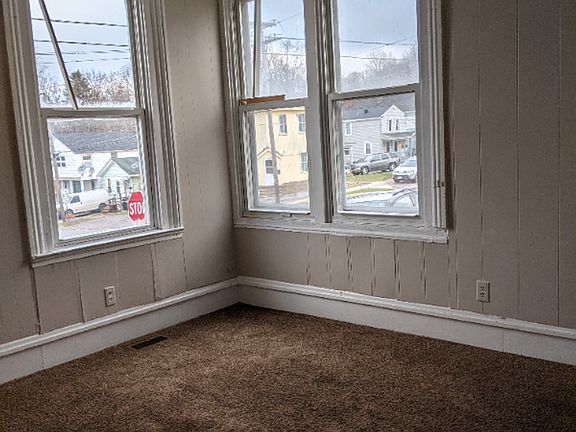 5th image of 56 Liberty St APT C
