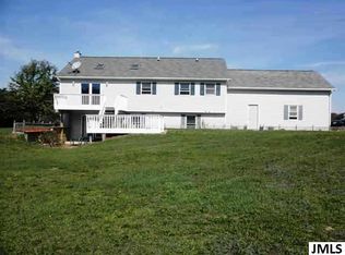 29254 J Dr N, Albion, MI 49224