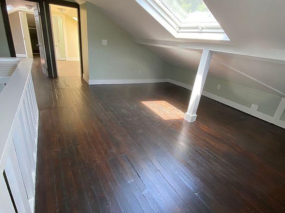 3rd image of 5221 Monte Vista St #5223-1/4