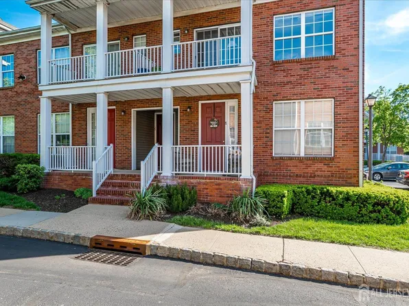 8 Central Square Park, Metuchen, NJ 08840