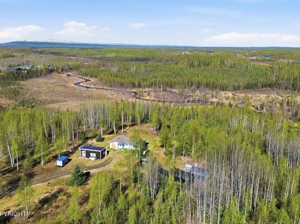 13425 W Upper Birch Dr, Wasilla, AK 99623
