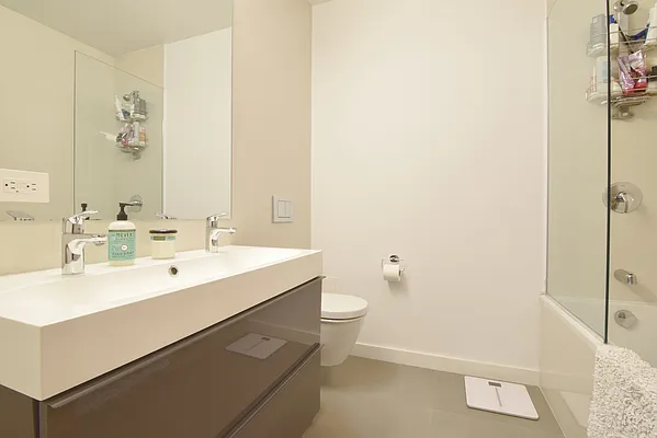 Rented by Corcoran | media 20