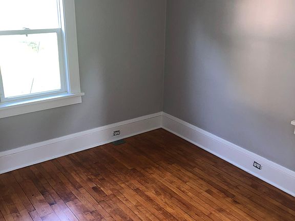 5th image of 3641 Logan Ave N