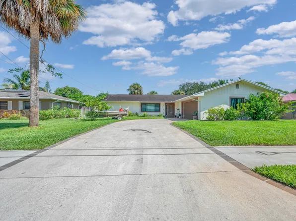 804 Holly Avenue, Fort Pierce, FL 34982