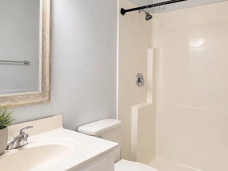 605 Whittle Ct — Photo 14