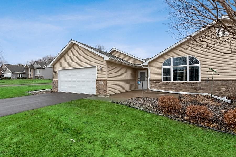 1st image of 916 Golden Pond Ct
