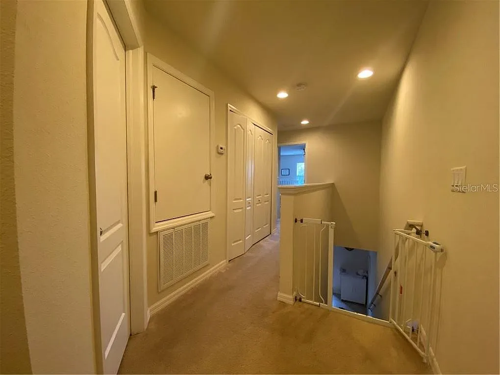 Brandon FL Townhouse — Photo 4