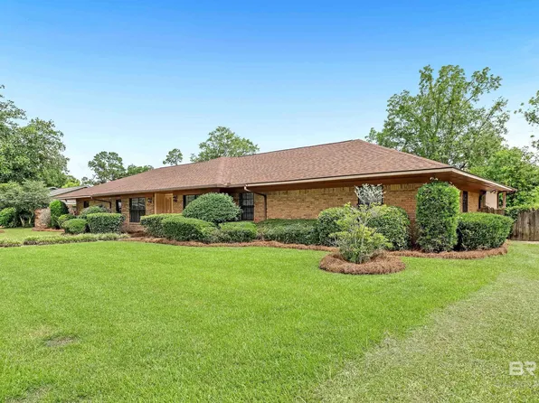 610 E Walker Ave, Foley, AL 36535