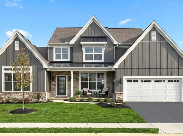 2229 S Autumn Chase Dr, Mechanicsburg, PA 17055