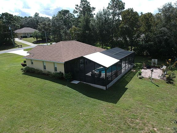 4th image of 5888 N Larkspur Way