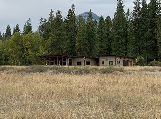 40 Cottonwood Dr, Winthrop, WA 98862