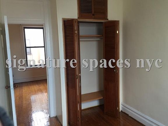 4th image of 3528 34th St APT 3C