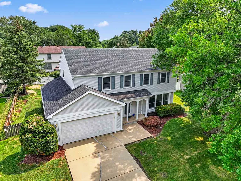 2158 Countryside Cir — Photo 2