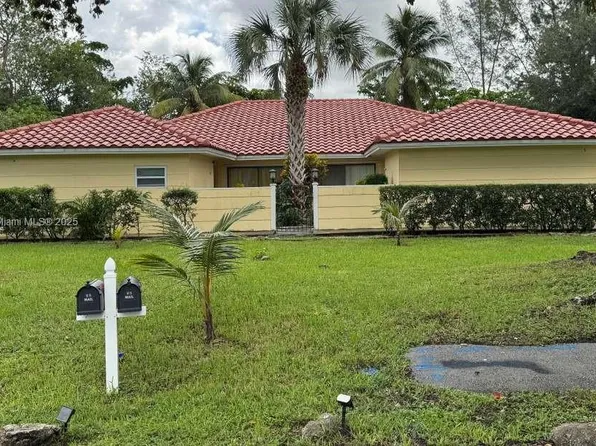 3405 NW 82nd Ave, Coral Springs, FL 33065