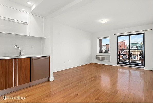 1st image of 31-35 31st St #411