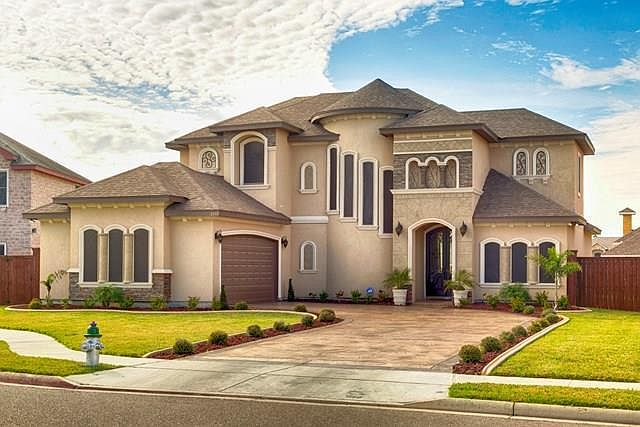 1st image of 2413 Flipper Dr