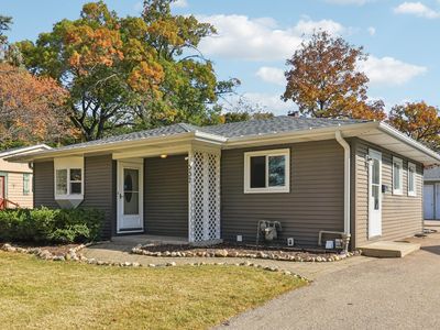 337 Hickory Dr, Crystal Lake, IL, 60014