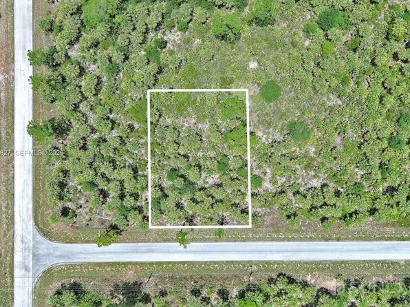134 Navarra Ave S, Lehigh Acres, FL 33974