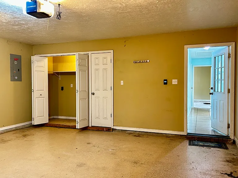 311 Butler Rd — Photo 22
